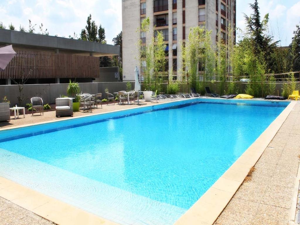 Yes Hotel Авиньон Экстерьер фото