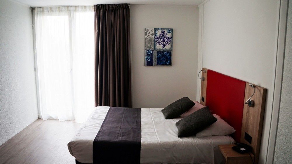 Yes Hotel Авиньон Экстерьер фото