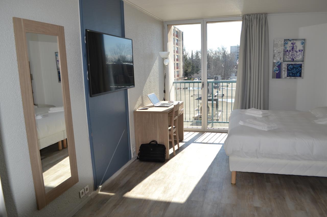 Yes Hotel Авиньон Экстерьер фото