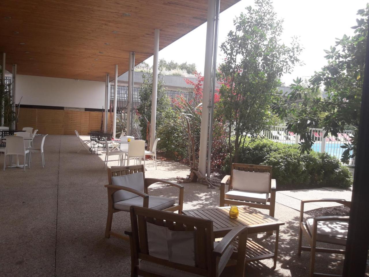 Yes Hotel Авиньон Экстерьер фото