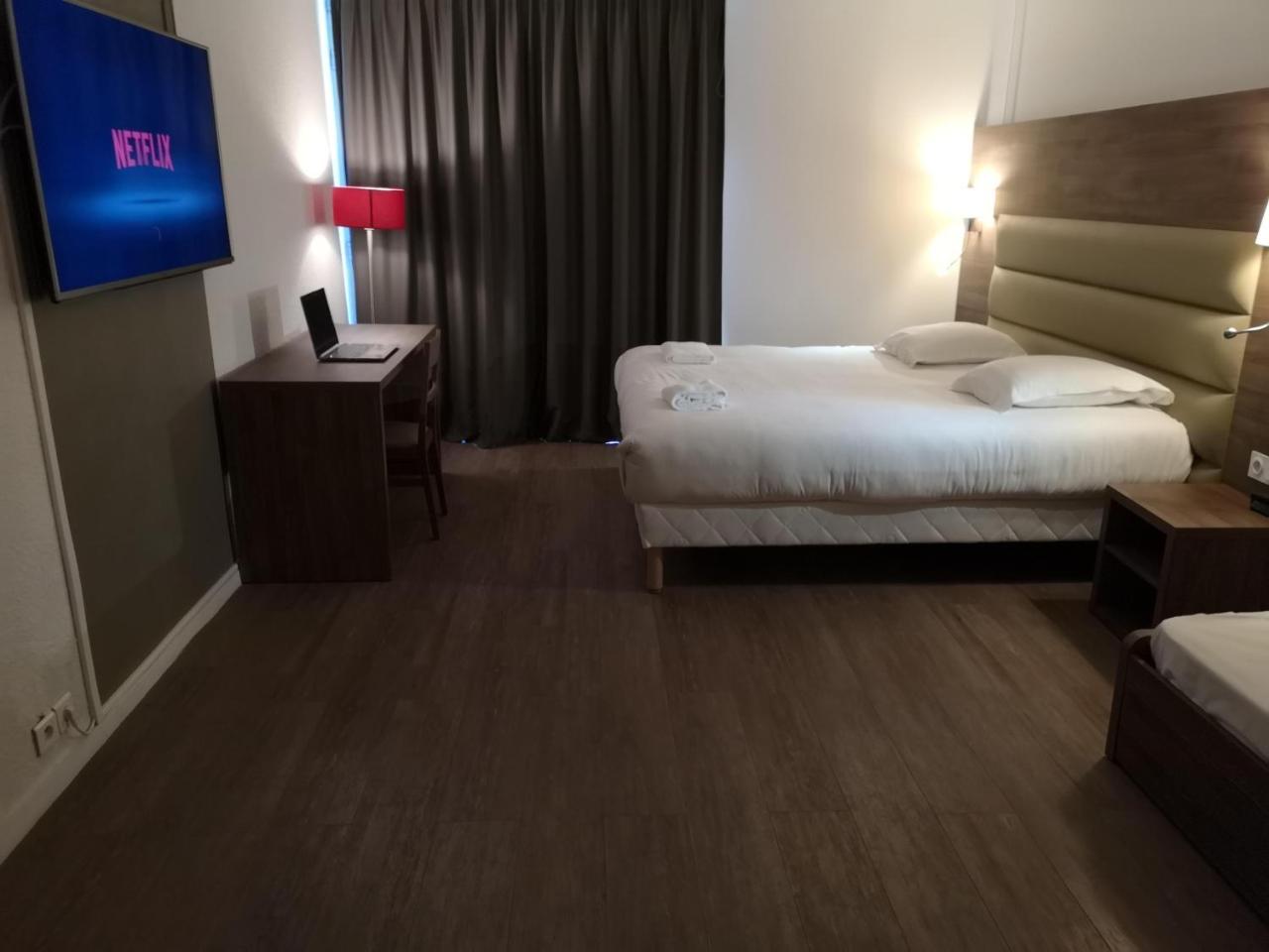 Yes Hotel Авиньон Экстерьер фото
